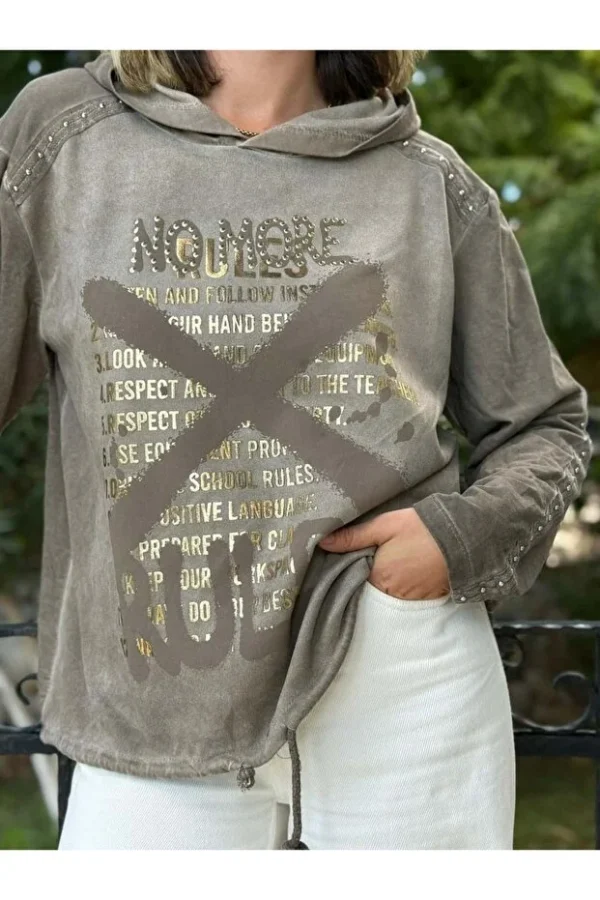 1 Italian Text Printed Sleeve Studded Hooded Sweatshirt Mink