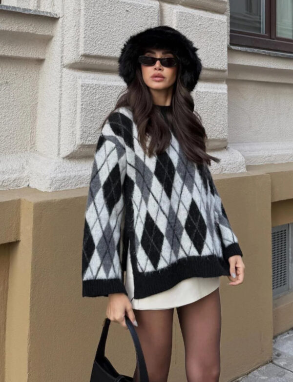 Black Side Slit Baklava Sweater with Brushed Fleece Fabric