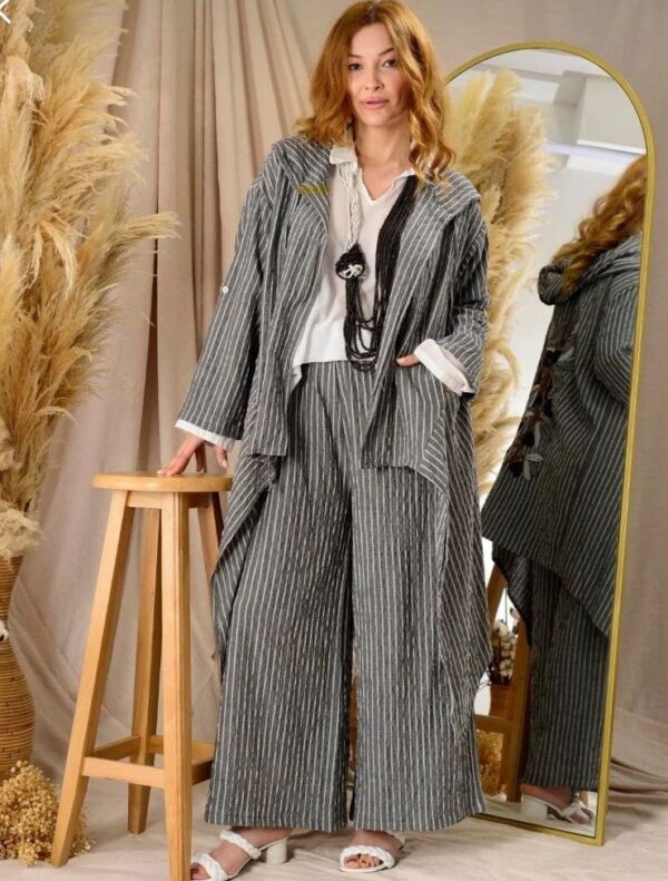 Linen Embroidered Detail Pants and Kaftan Two-Piece Hooded Set