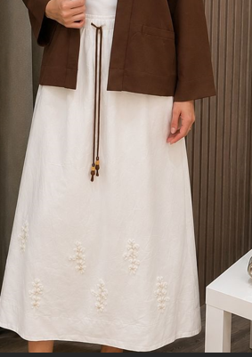Bobin White Skirt